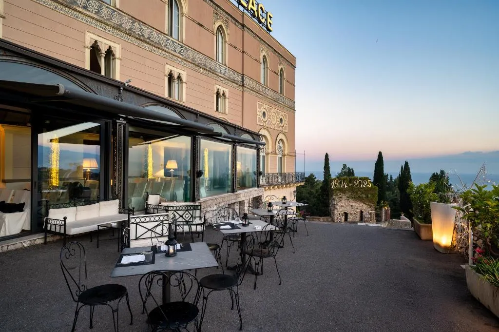 Bar, Excelsior Palace, Taormina
