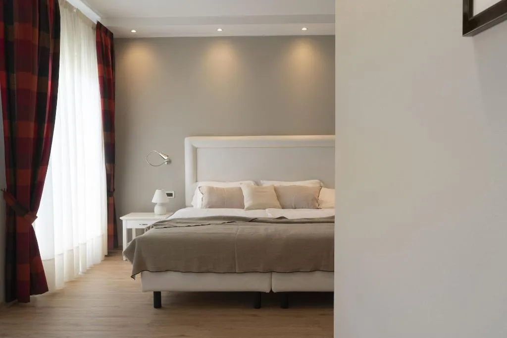 JUNIOR SUITE STANDARD Room, Hotel Terme Leonardo, Venice