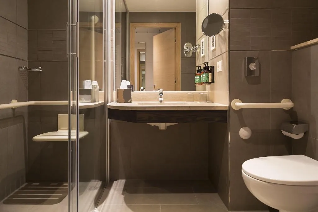DOUBLE Accessible-Queen Size Bed Room, voco Venice Mestre - The Quid, an IHG Hotel, Venice