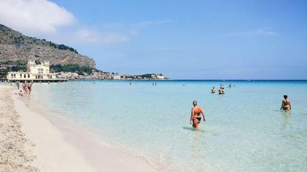 Beach, B&B Casa Chinaski, Palermo
