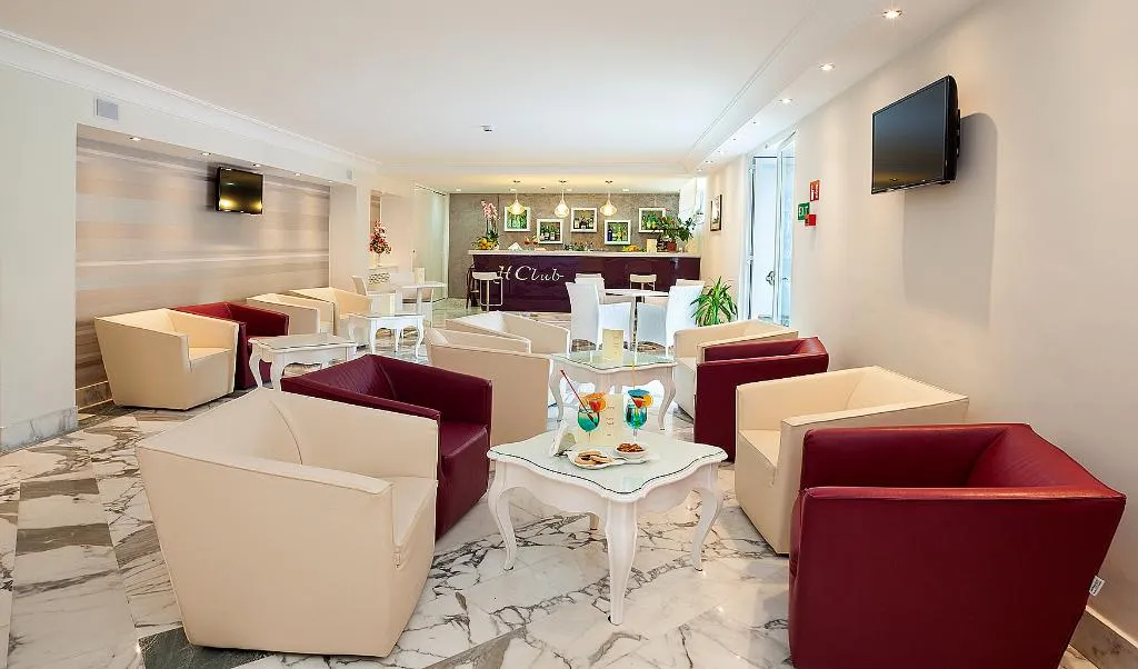 Bar, Club Sorrento, Naples