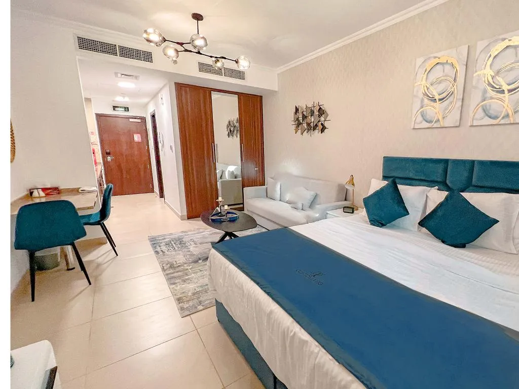 STUDIO ONE BED Room, Goldcrest Executive, Dubai