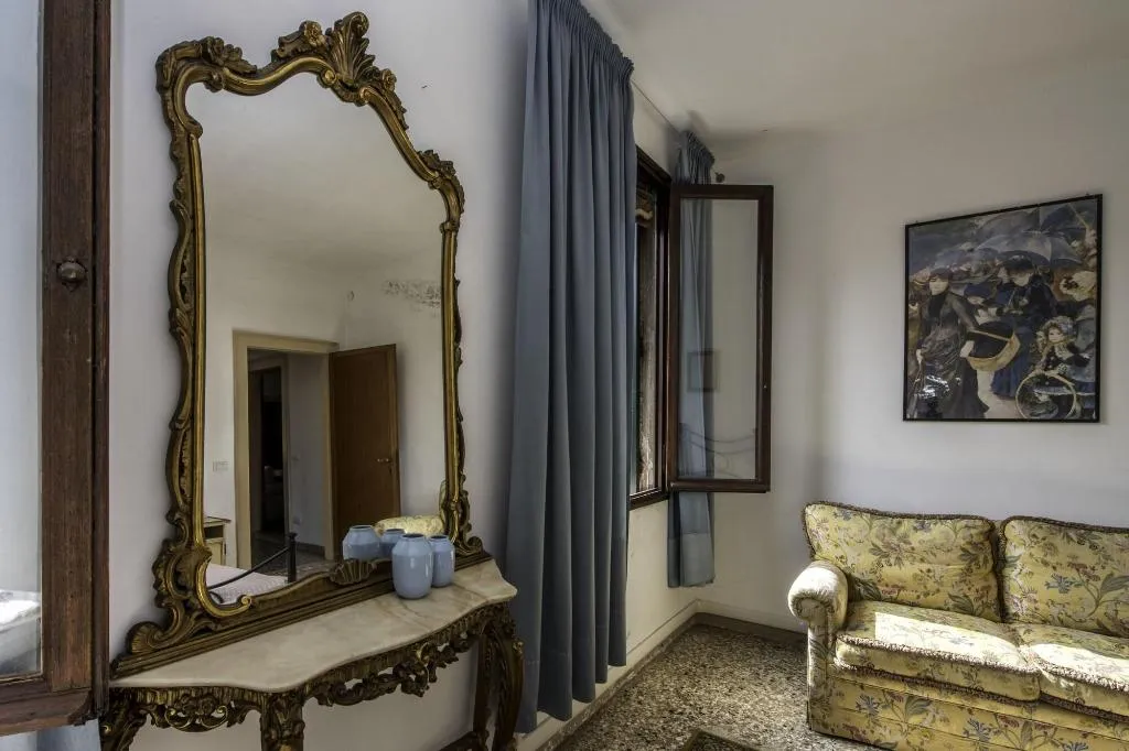 Room, Boutique San Marco, Venice