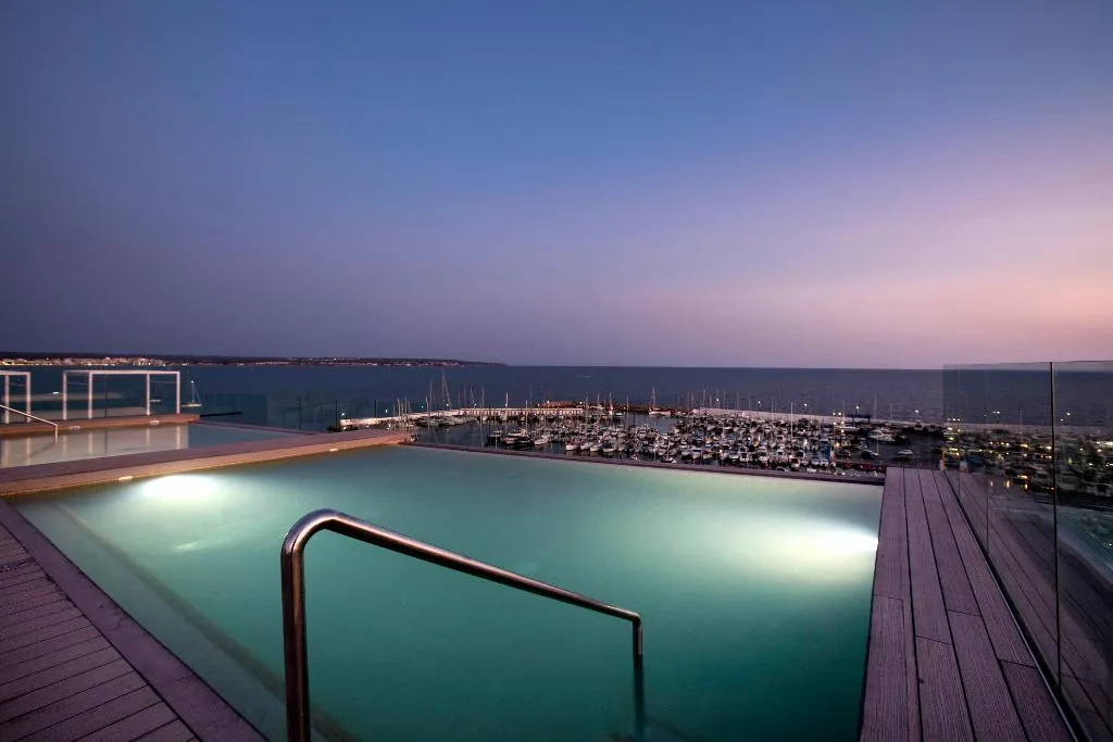 Pool, Las Arenas, Majorca