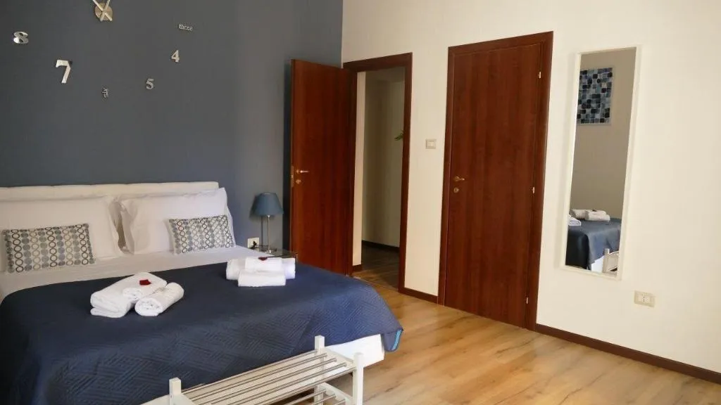 Room, Fusorario B&B, Catania