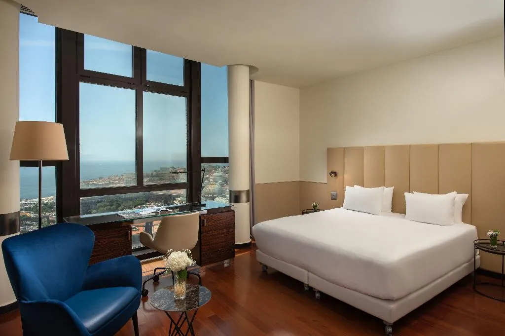 DOUBLE PREMIUM Room, NH Napoli Panorama, Naples