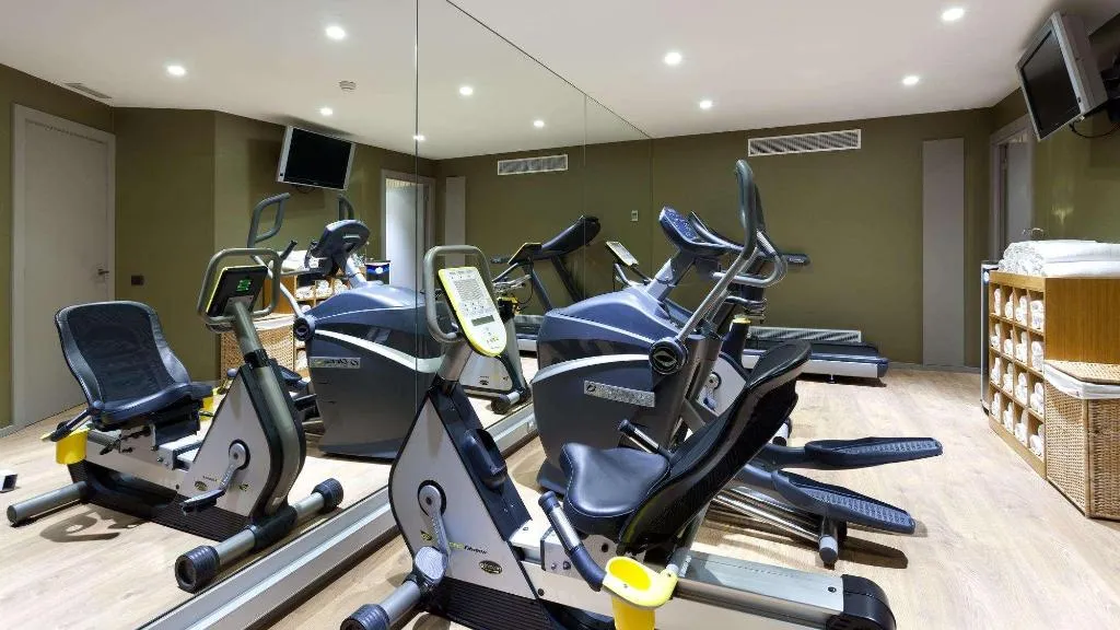 Sports and Entertainment, Condes De Barcelona, Barcelona