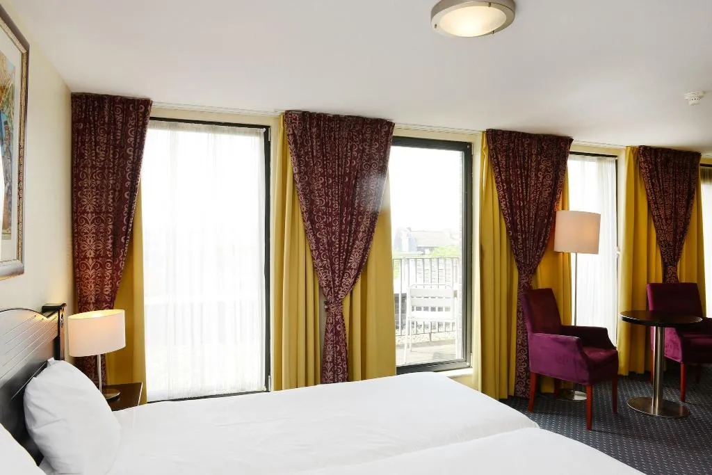 Room, Amrâth Grand Hotel de lEmpereur, Amsterdam