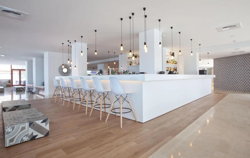 Bar, HM Gran Fiesta, Majorca