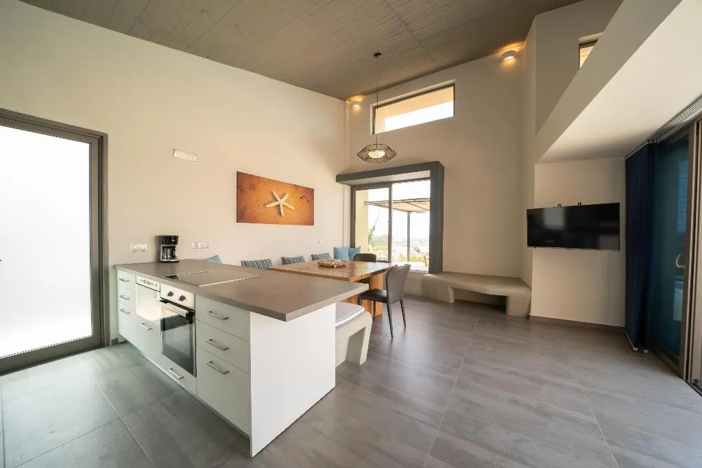 VILLA WITH VIEWS Room, Profilios Villas, Kefallinia