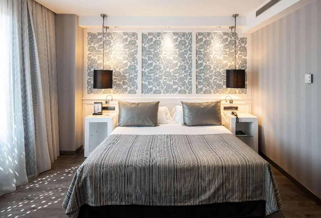 Room, Catalonia Barcelona Plaza, Barcelona