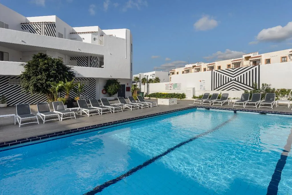 Pool, Vibra Mogambo Aparthotel, Ibiza