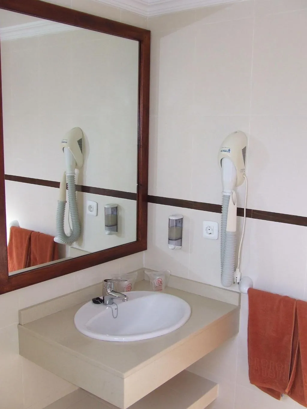 BUNGALOW SUPERIOR POOL VIEW Room, Playa Limones, Lanzarote