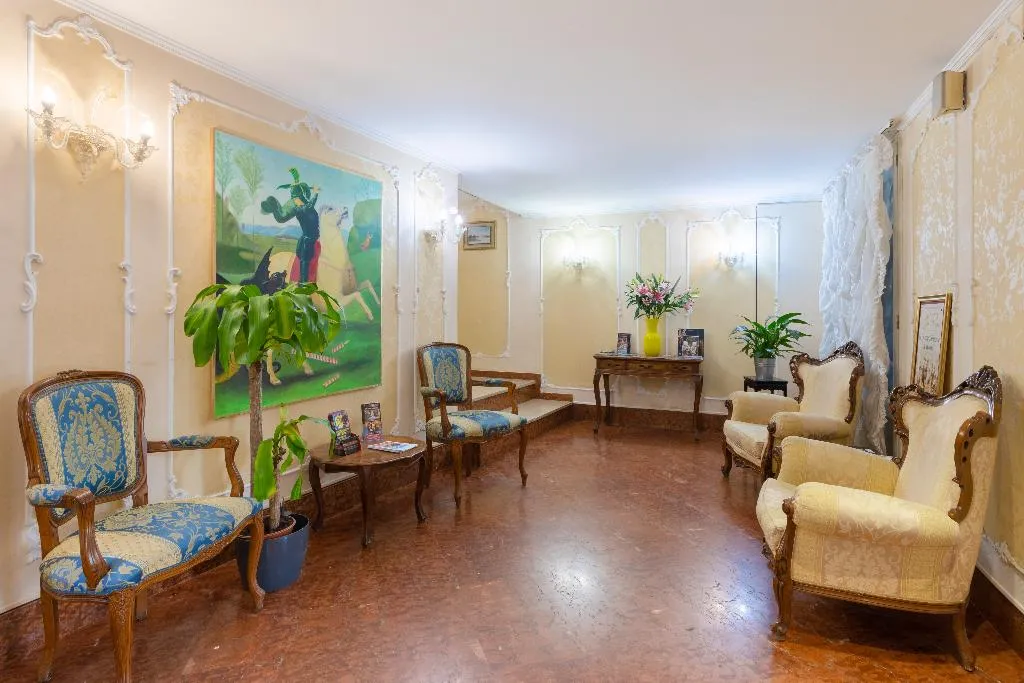 Lobby, San Giorgio, Venice