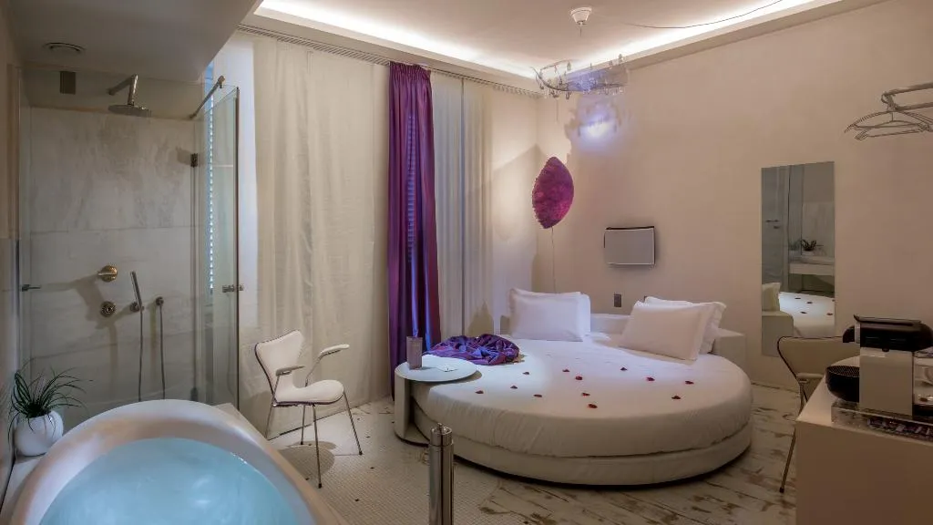 DOUBLE STANDARD Room, SuiteSistina For Brave Lovers, Rome