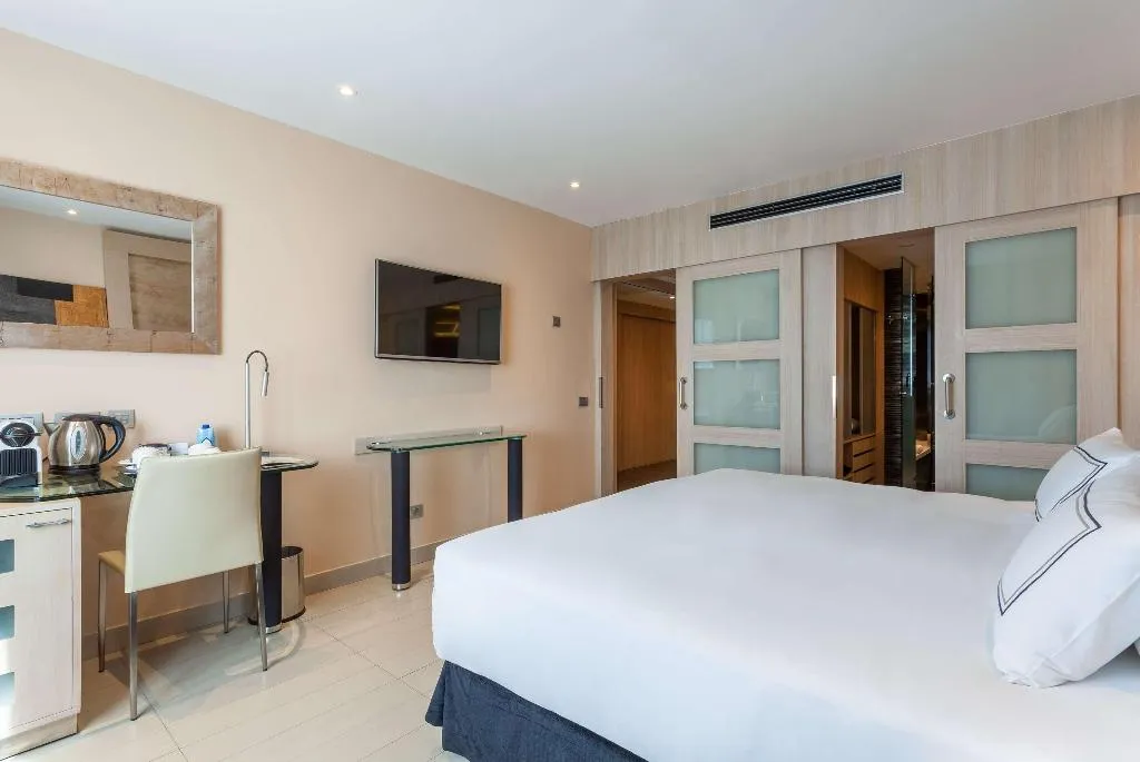 Room, The Level At Meliá Sevilla, Seville