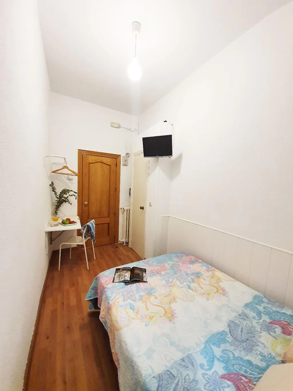 SINGLE STANDARD Room, Hostal Alicante, Madrid