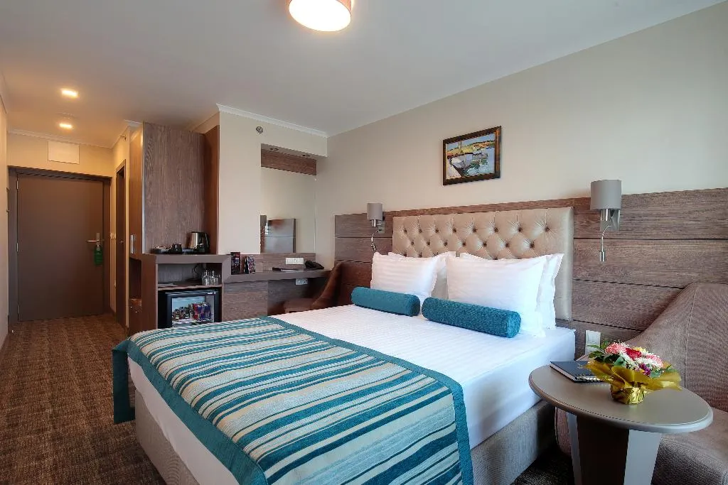 DOUBLE CLASSIC Room, Hotel Cherno More, Varna