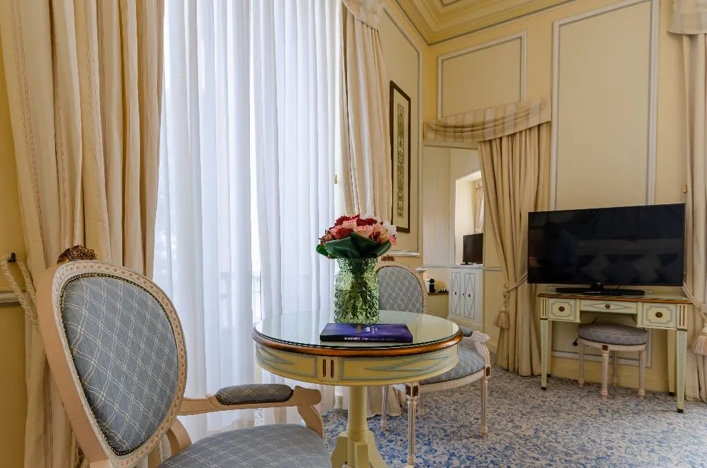 Double or Twin DELUXE Room, Olissippo Lapa Palace, Lisbon