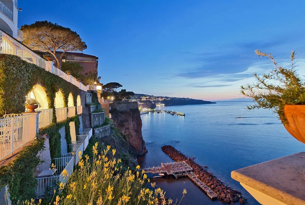 General view, Grand Hotel Riviera, Naples
