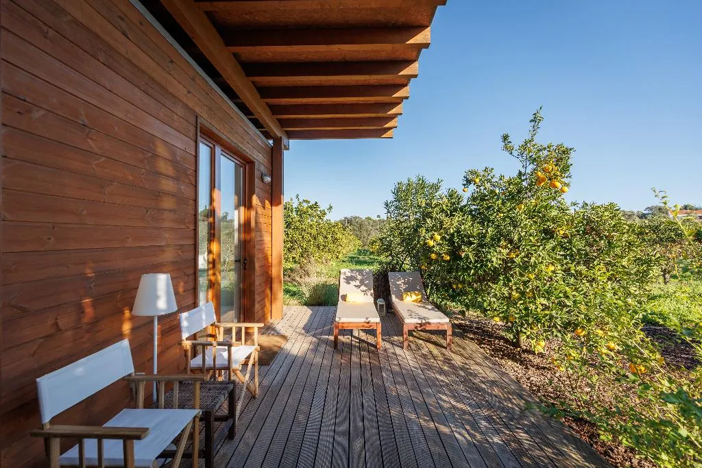 STUDIO DELUXE ONE BEDROOM Room, Laranjal Farm House, Algarve