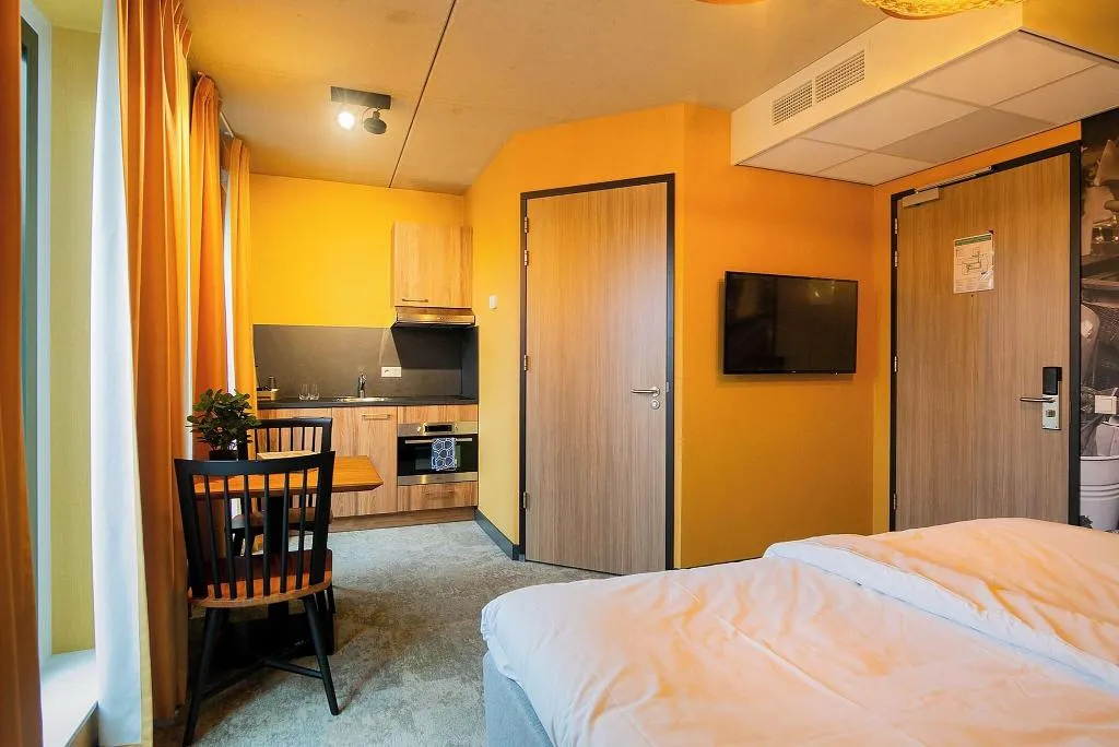 STUDIO DELUXE KING BED Room, Marktstad Hotel, Amsterdam