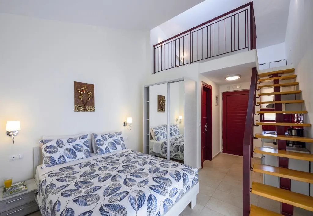 FAMILY ROOM SEA VIEW Room, Elpiniki Luxury Rooms, Thessaloniki