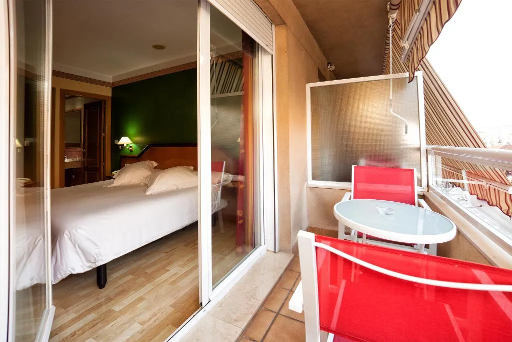 DOUBLE SUPERIOR WITH BALCONY Room, Torrepalma, Andalucia