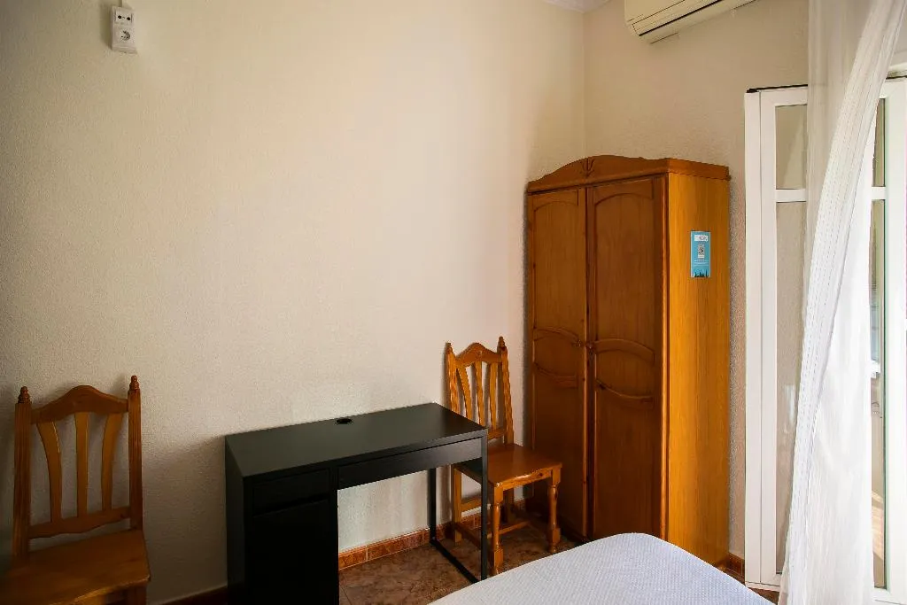 DOUBLE Shared internal bathroom Room, Pensión dulces sueños, Seville