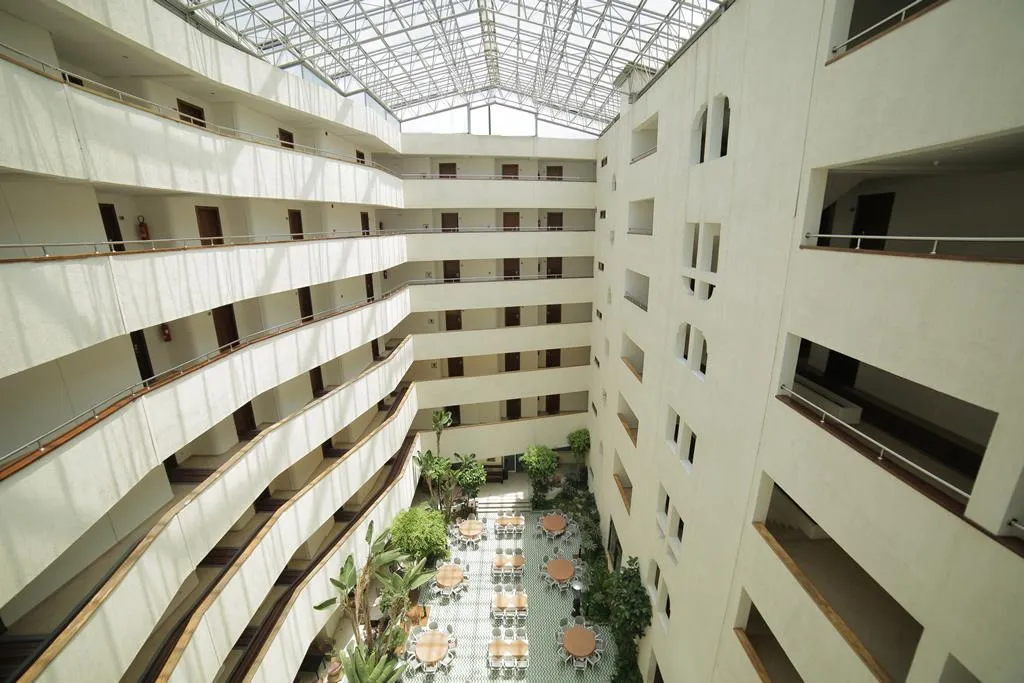 Terrace, Suisse, Casablanca