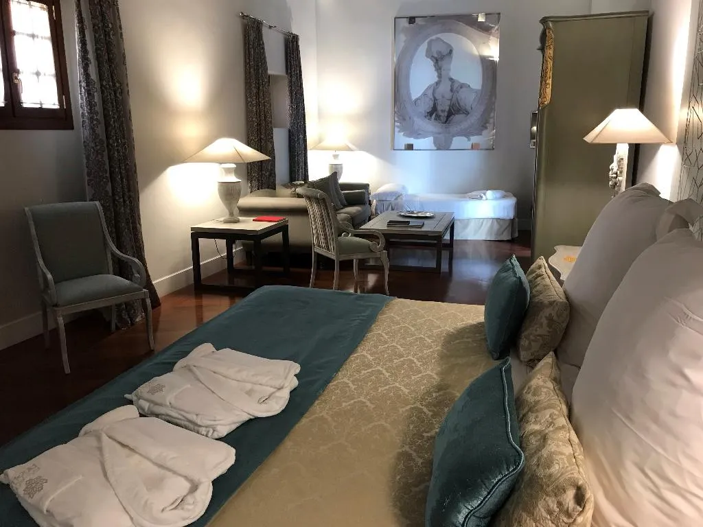 SUITE STANDARD Room, Palacio Pinello, Seville