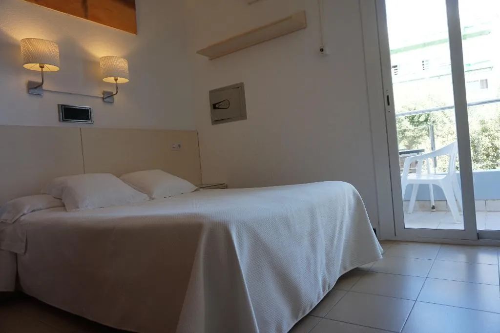 Room, Hermes, Costa Brava