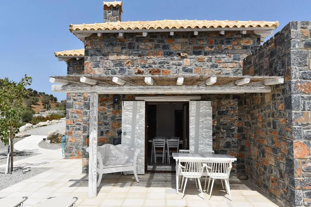VILLA THREE BEDROOMS WITH PRIVATE POOL Room, Palazzo Greco Villas, Crete