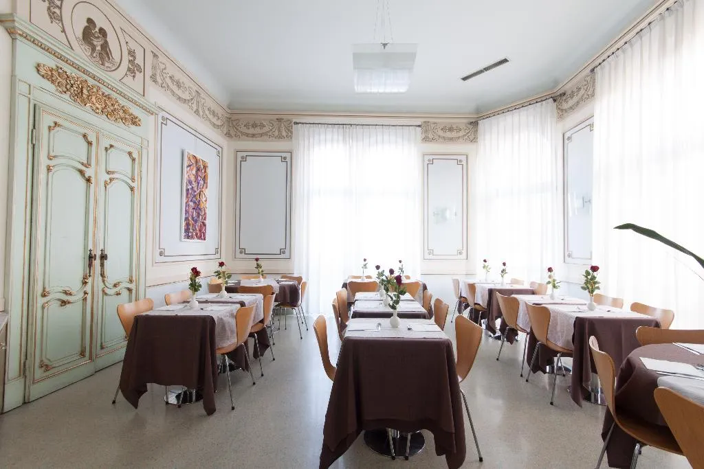 Restaurant, BYPILLOW Grand Central, Venice