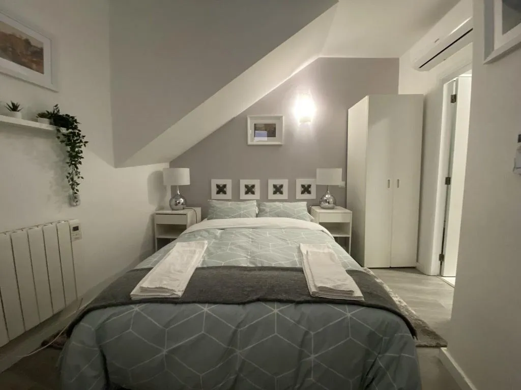 Room, Residencial Triunfo, Porto