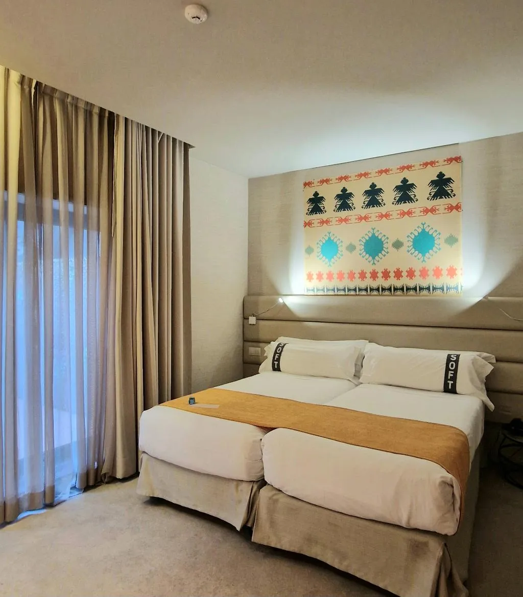TWIN WITH BALCONY Room, Casual Inca Porto, Porto
