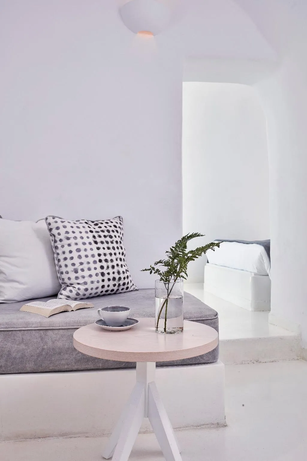 TRIPLE STANDARD Room, Cliffside Suites, Santorini