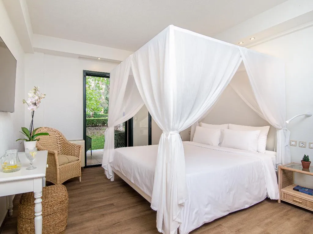FAMILY ROOM STANDARD Room, Grecotel LUXME Costa Botanica, Corfu