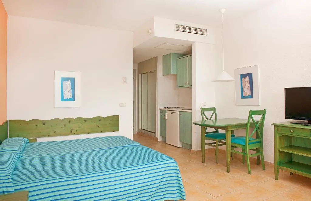 STUDIO STANDARD Room, Iberostar Waves Ciudad Blanca, Majorca
