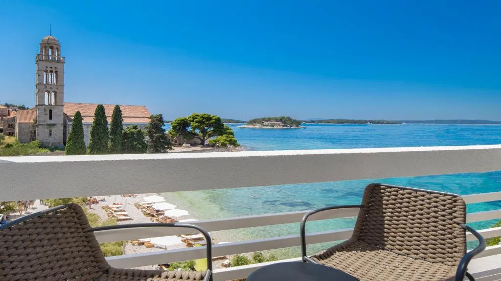 DOUBLE SUPERIOR WITH BALCONY Room, Beach Bay Hvar Hotel, Split