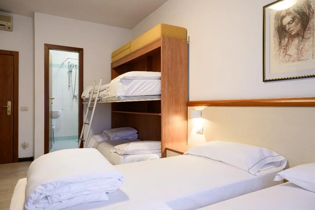 QUADRUPLE STANDARD Room, Hotel Due Ragni, Venice