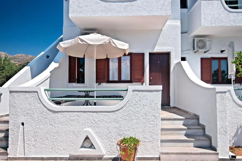 General view, New Aurora Apts Studios, Crete