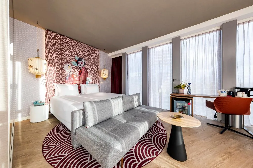 DOUBLE PREMIUM Room, nhow Amsterdam RAI, Amsterdam