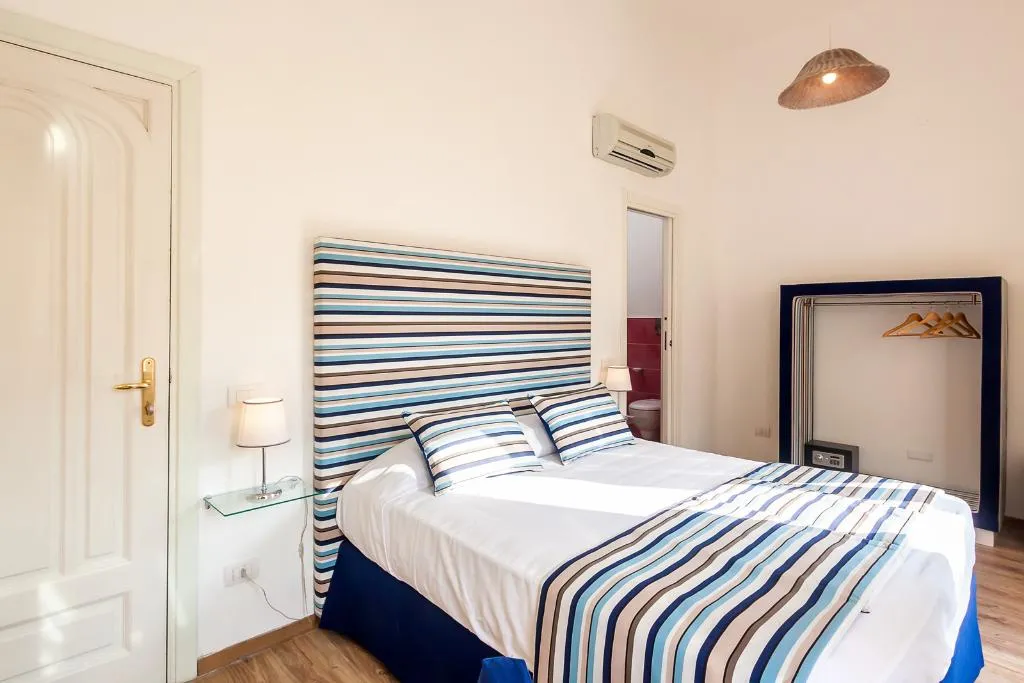 Double or Twin COMFORT Room, Palazzo Starace, Naples