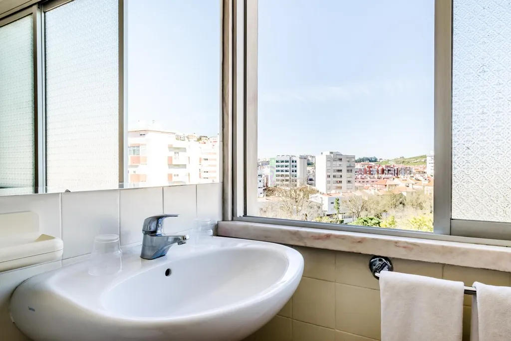 SINGLE STANDARD Room, Jardim da Amadora, Lisbon