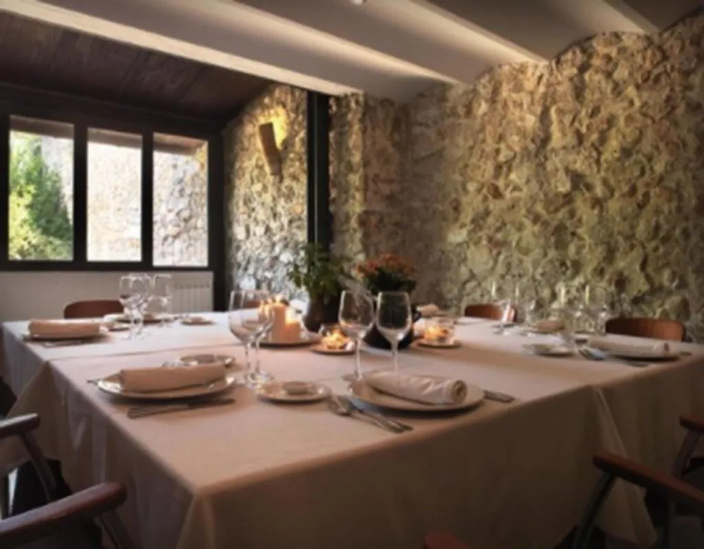 Restaurant, Mont-Sant, Valencia