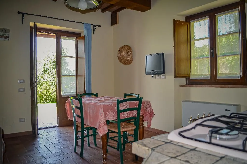 APARTMENT CAPACITY 4 TWO BEDROOMS Room, PanElios Borgo Vacanze, Perugia