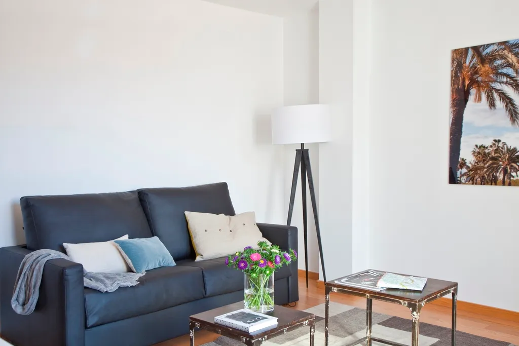 APARTMENT CAPACITY 4 TWO BEDROOMS Room, AinB Sagrada Familia Apartments, Barcelona
