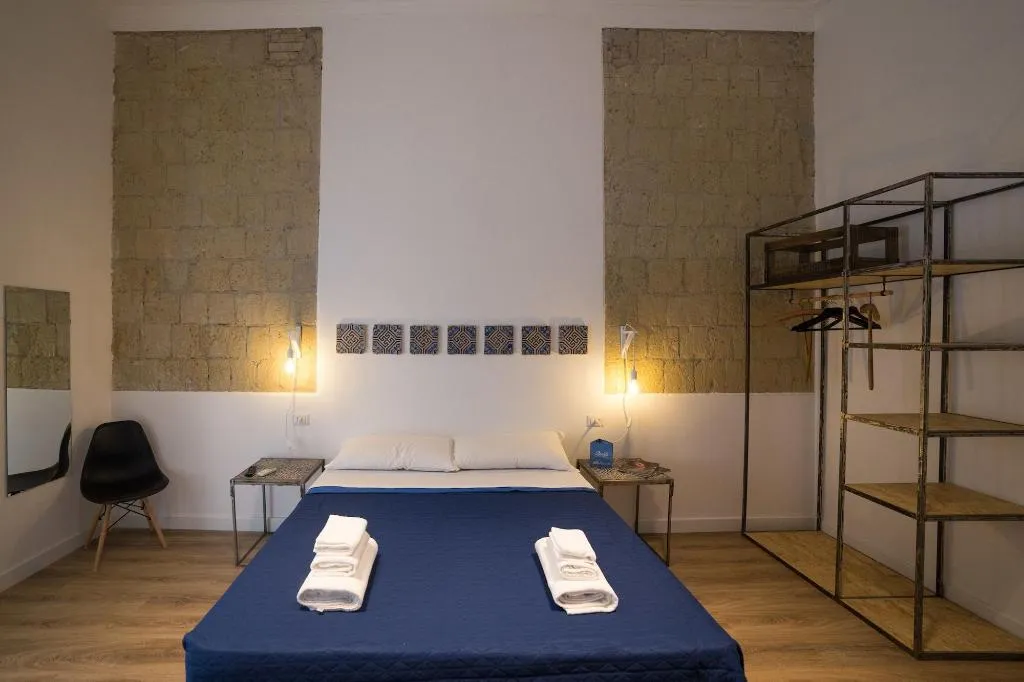 Room, Borgo Vergini Garden, Naples