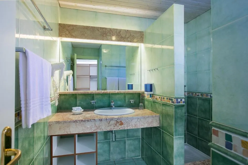 BUNGALOW CLASSIC GARDEN VIEW Room, Tirreno Resort, Olbia